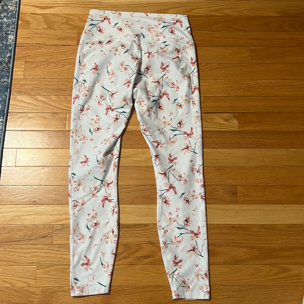 Fabletics powerhold high waist leggings medium 30% off bundles